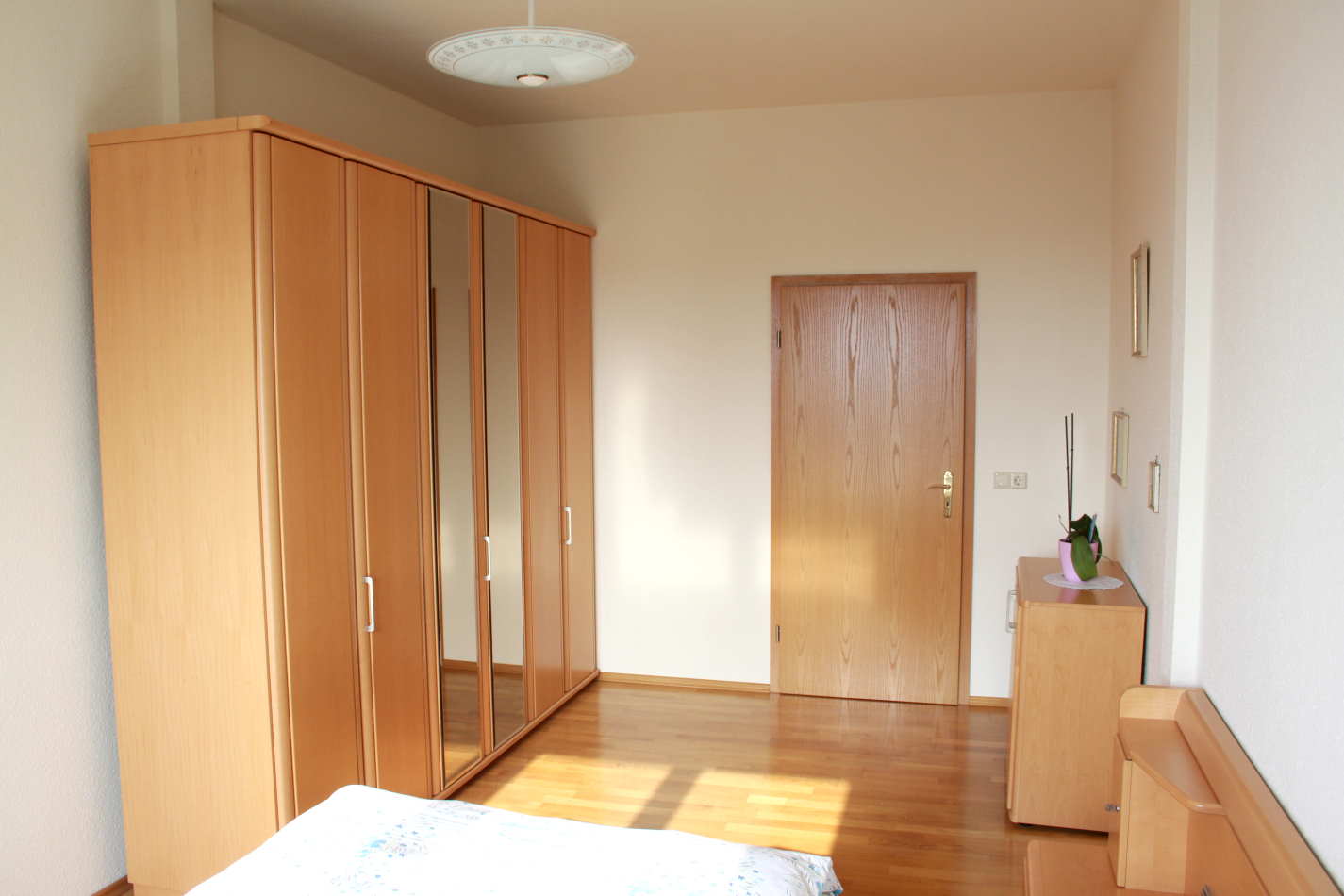 Schlafzimmer II